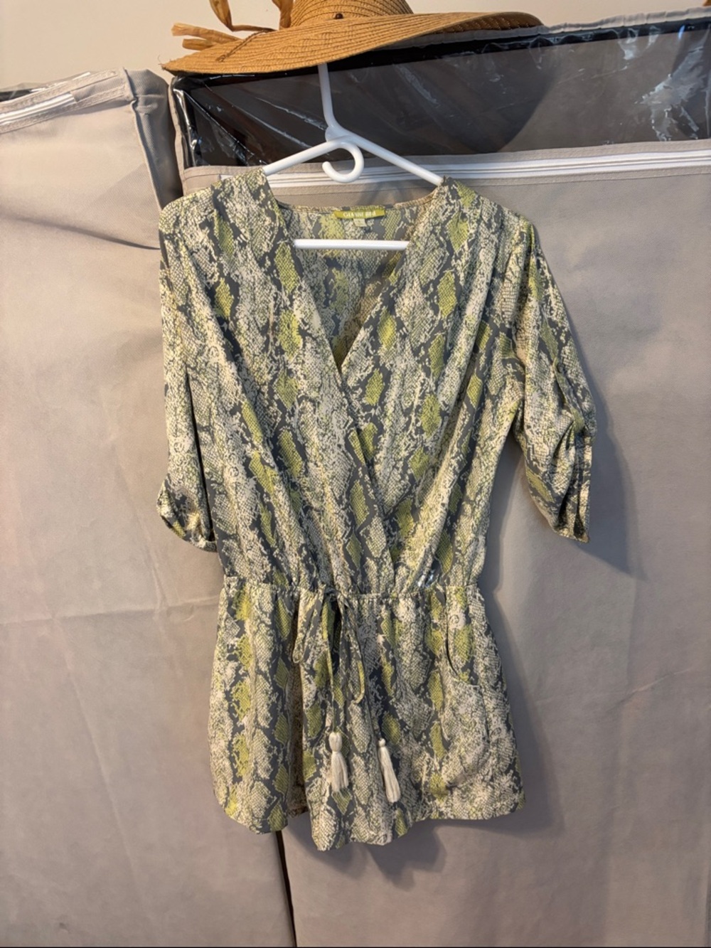 Gianni Bini Lime and Gray Snake-Print Blouse